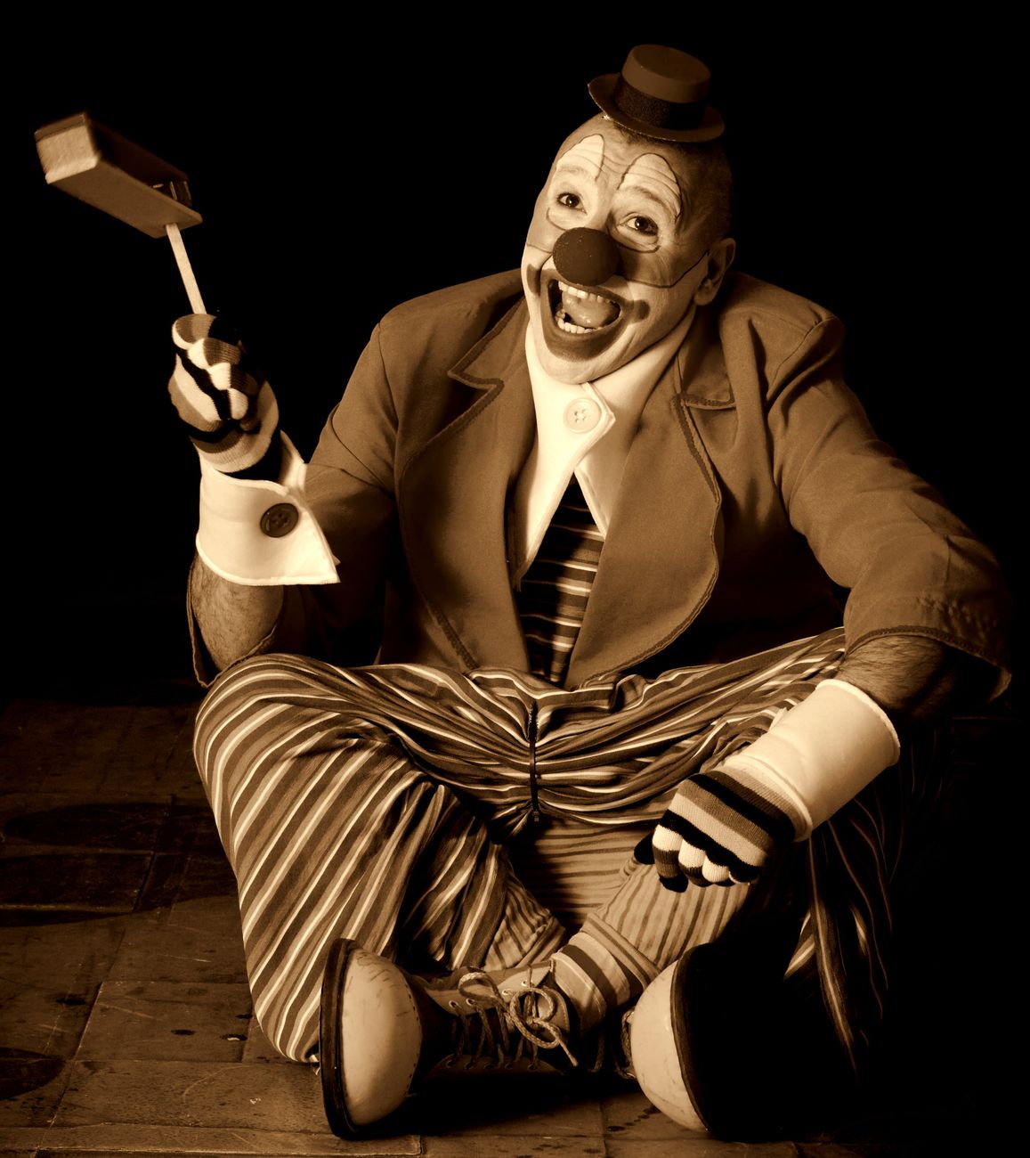 A sepia clown. Free image from Pexels.com.